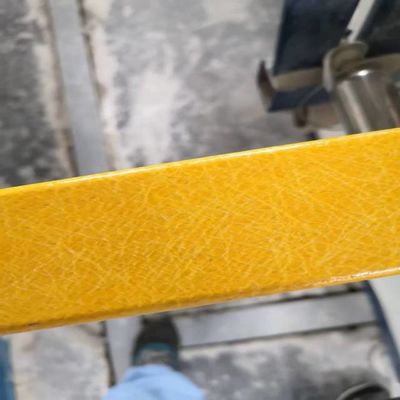 30x5mm C Berbentuk FRP U Channel Permukaan Halus Memakai Anti Penuaan Tahan