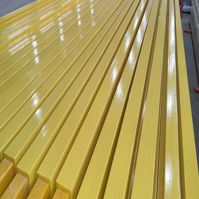 Tabung persegi panjang FRP melalui proses pultrusion, menggosok permukaan dengan cat tertentu, untuk mencapai permintaan yang sangat tinggi pada kehalusan permukaan dan tampilan yang bagus